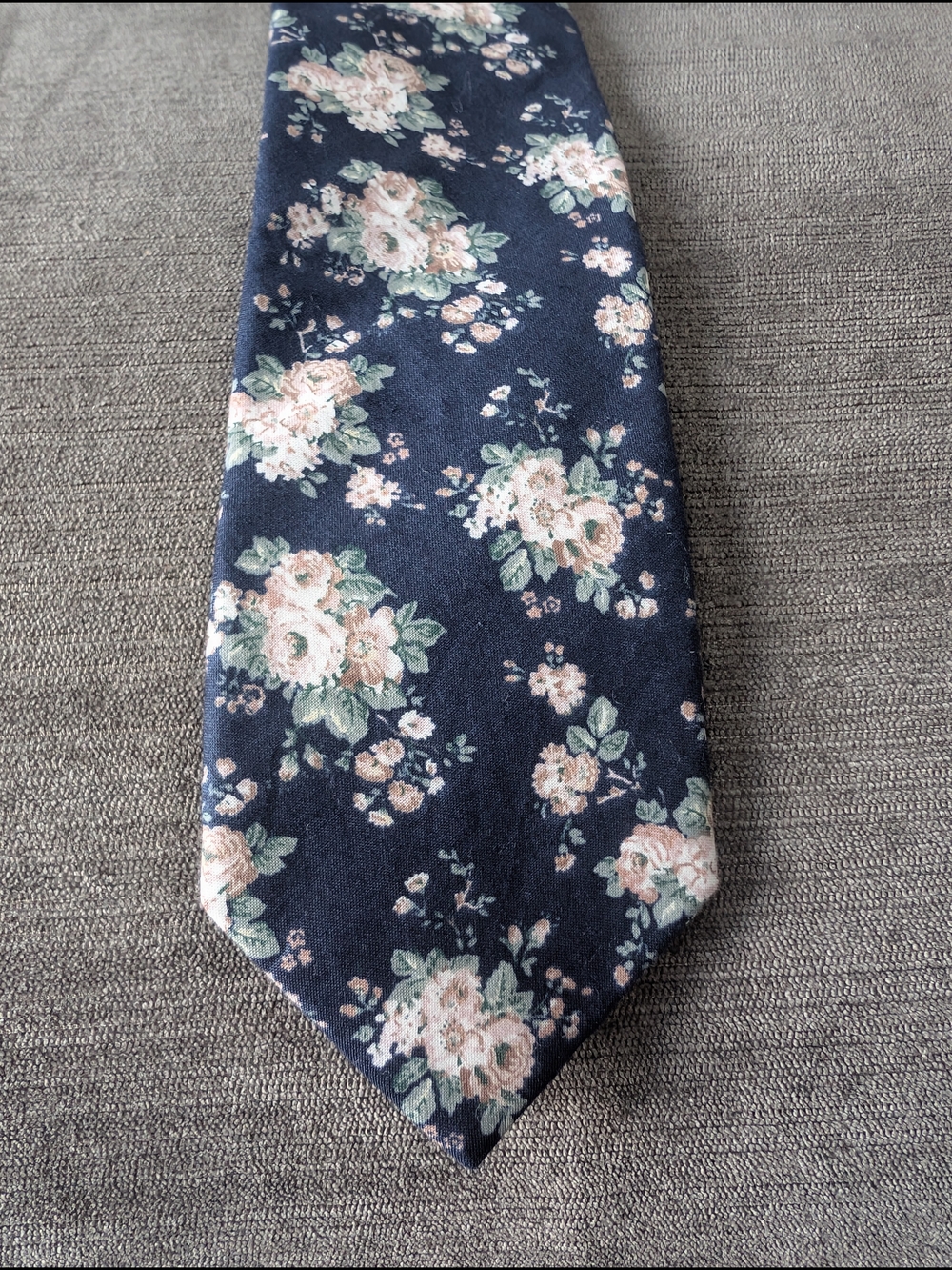 Original Penguin Men’s Navy Floral Tie 100% Cotton Rose Print Necktie